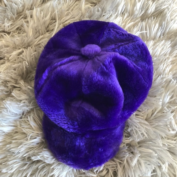 Purple Hat - Picture 1 of 3